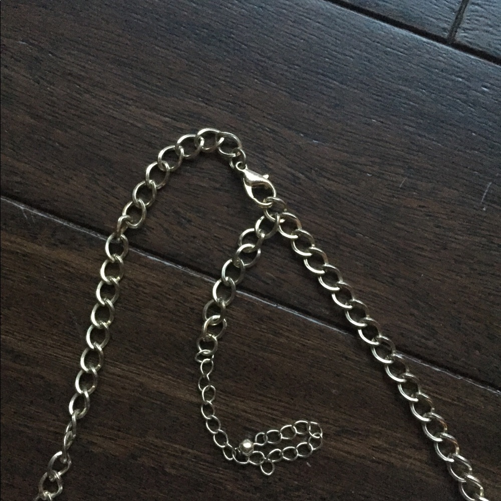 Beautiful White Statement Necklace Make an offer - Picture 4 of 5